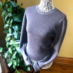 🆕 BUFFALO David Bitton Grey Puff sleeve sweater.